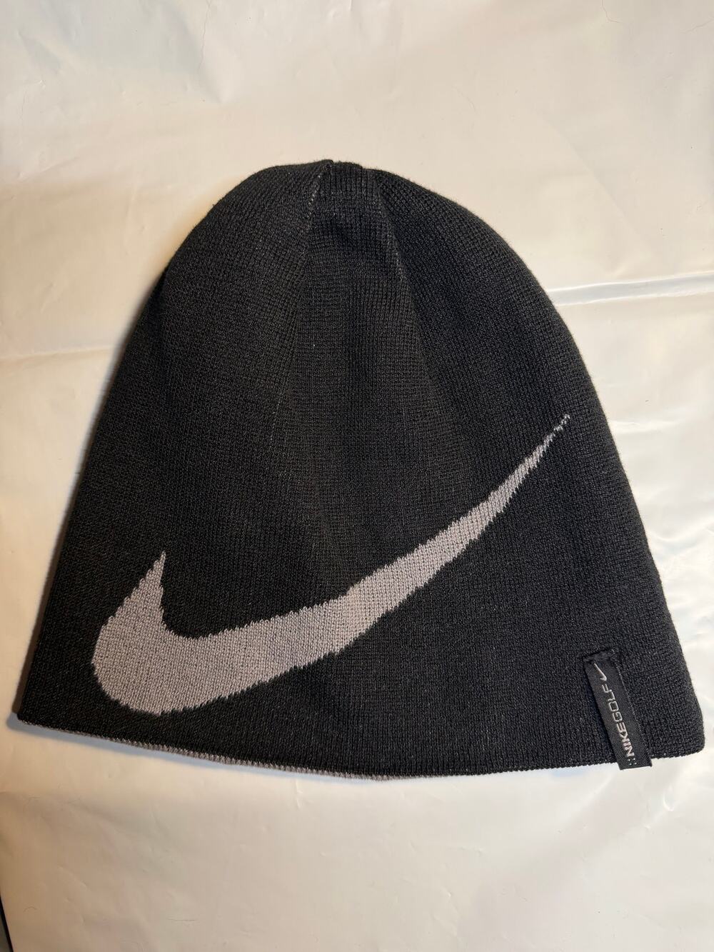 Nike Golf Reversible Beanie Black Gray Big Swoosh Knit Hat One Size